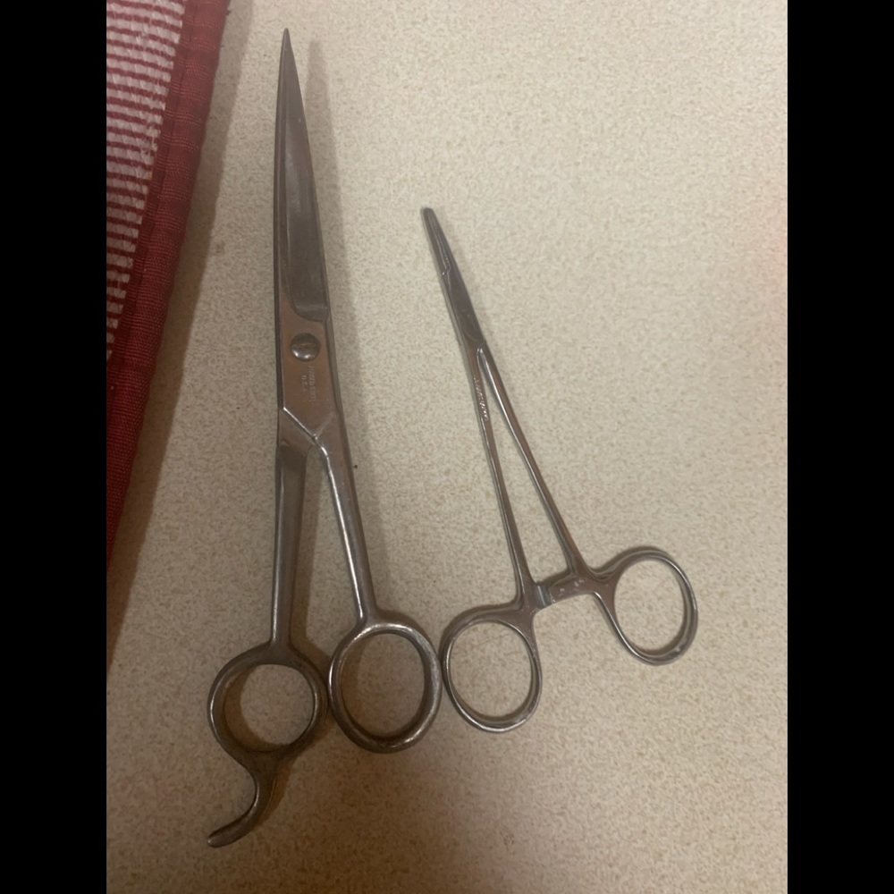 Vintage scissor and grips